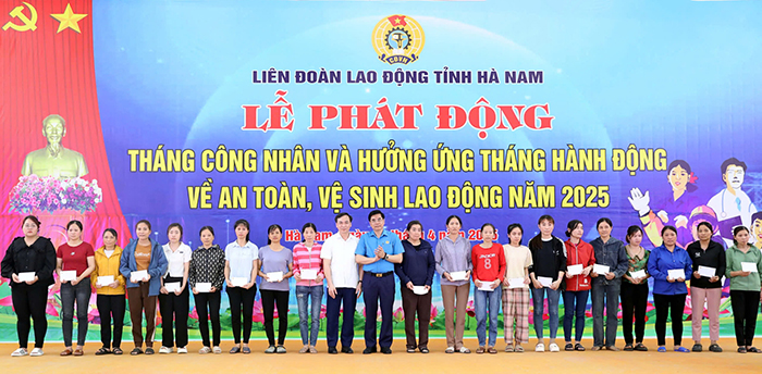 z6552588270616_236a7cb2c66a928d6a322dff4f2dafe7.jpg