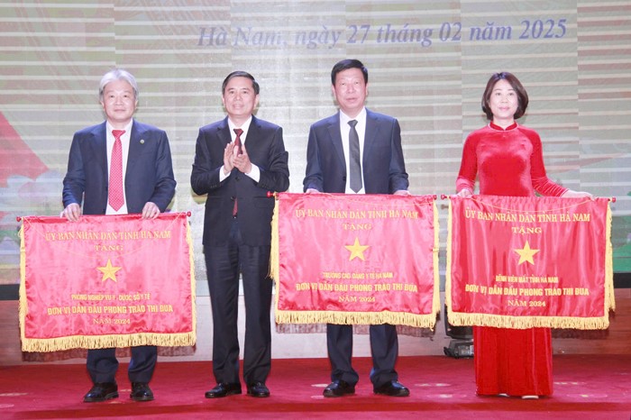 Tra co 70.jpg