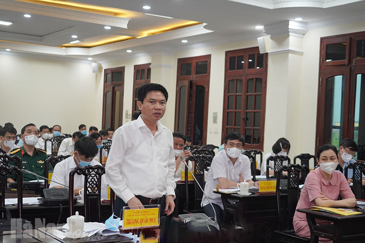 btv-tinh-uy-cho-y-kien-ve-ke-hoach-dau-tu-cong-tru-56-3.jpg