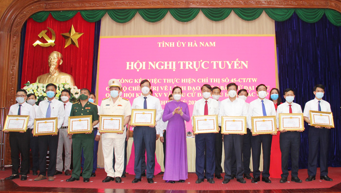 chuyen.jpg